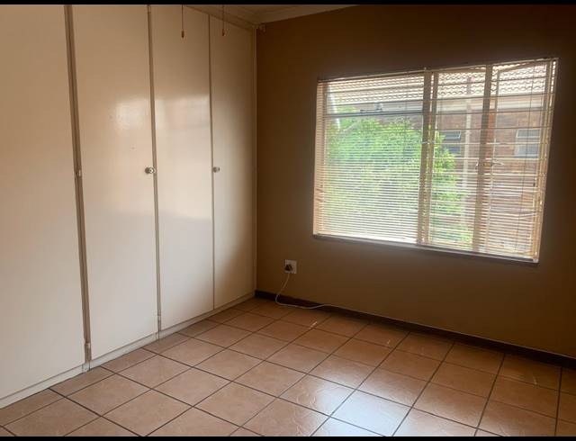 2 bed property to rent in POLLAK PARK
